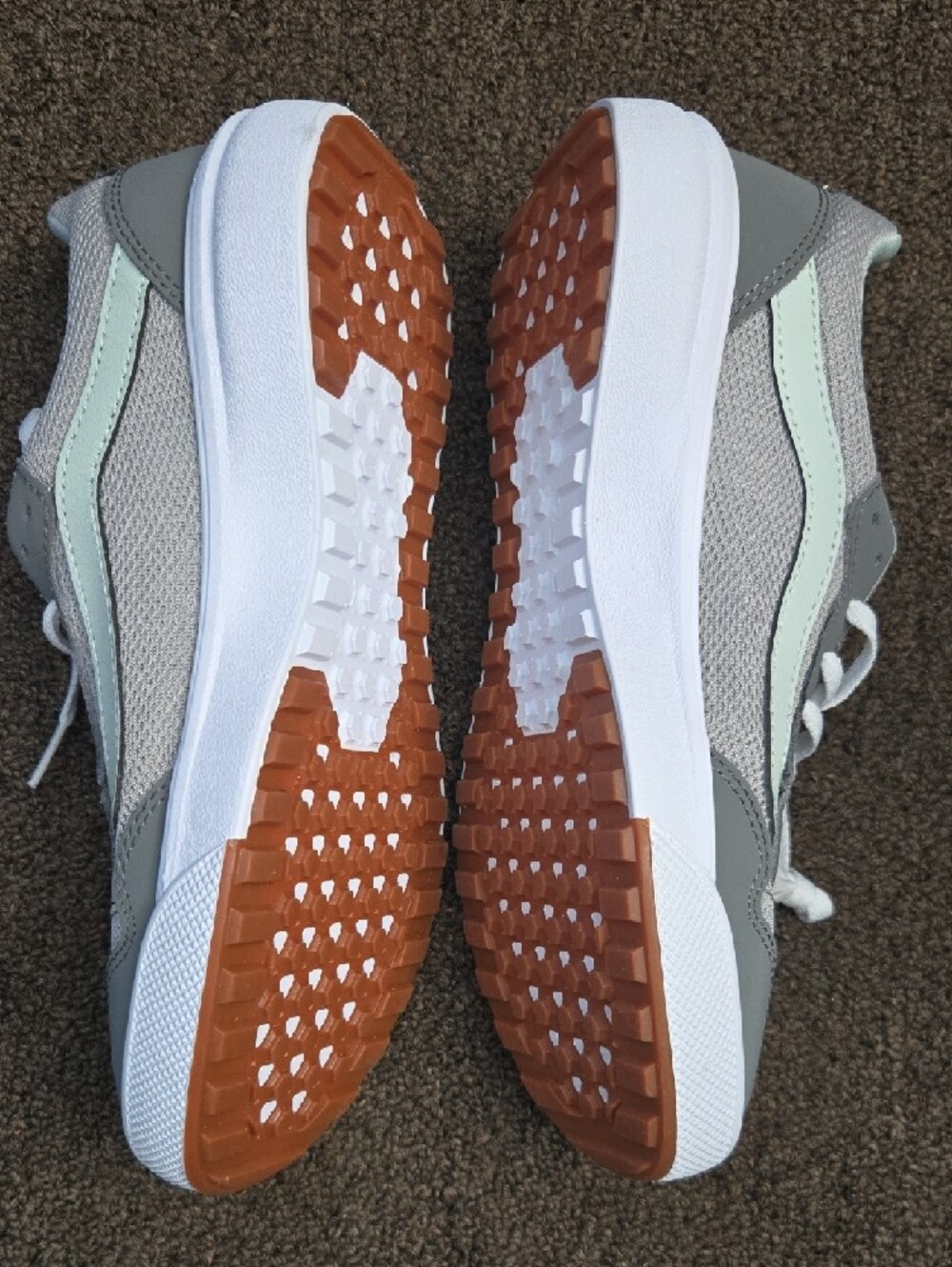 Vans Low Top Sneakers in Gray & Mint Green - Picture 2 of 7